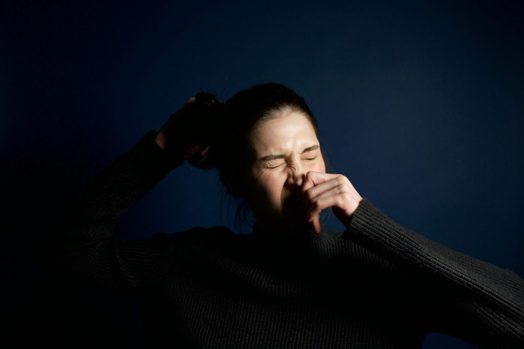 10 smarta tips för dig med pollenallergi – så överlever du säsongen med stil
